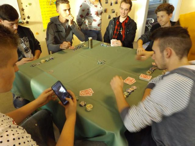„Pókerklub”